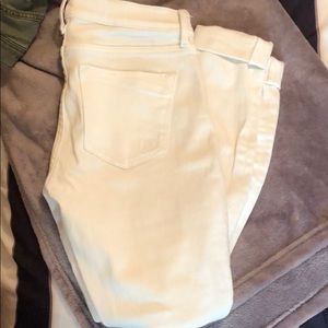 White denim jeans